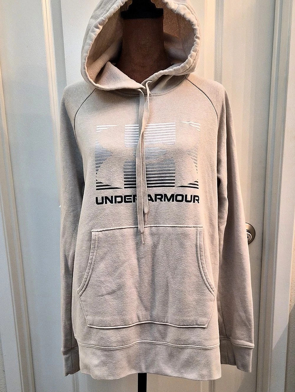 Under Armour Rival Fleece Gradient Logo Hoodie Gray Medium